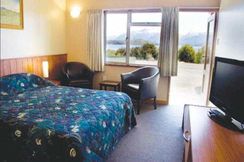 Te Anau Manapouri Lake Hotel Ngoại thất bức ảnh