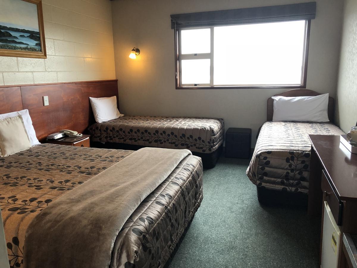 Te Anau Manapouri Lake Hotel Phòng bức ảnh
