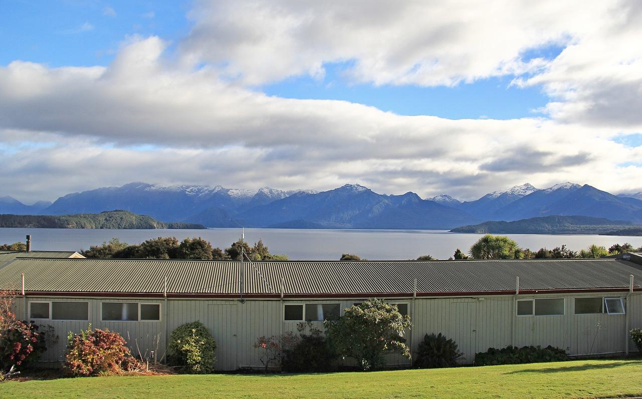 Te Anau Manapouri Lake Hotel Ngoại thất bức ảnh