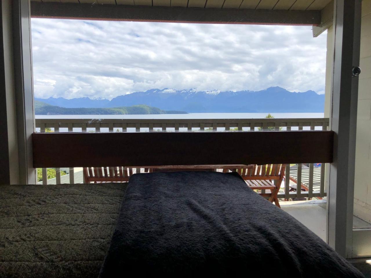 Te Anau Manapouri Lake Hotel Ngoại thất bức ảnh