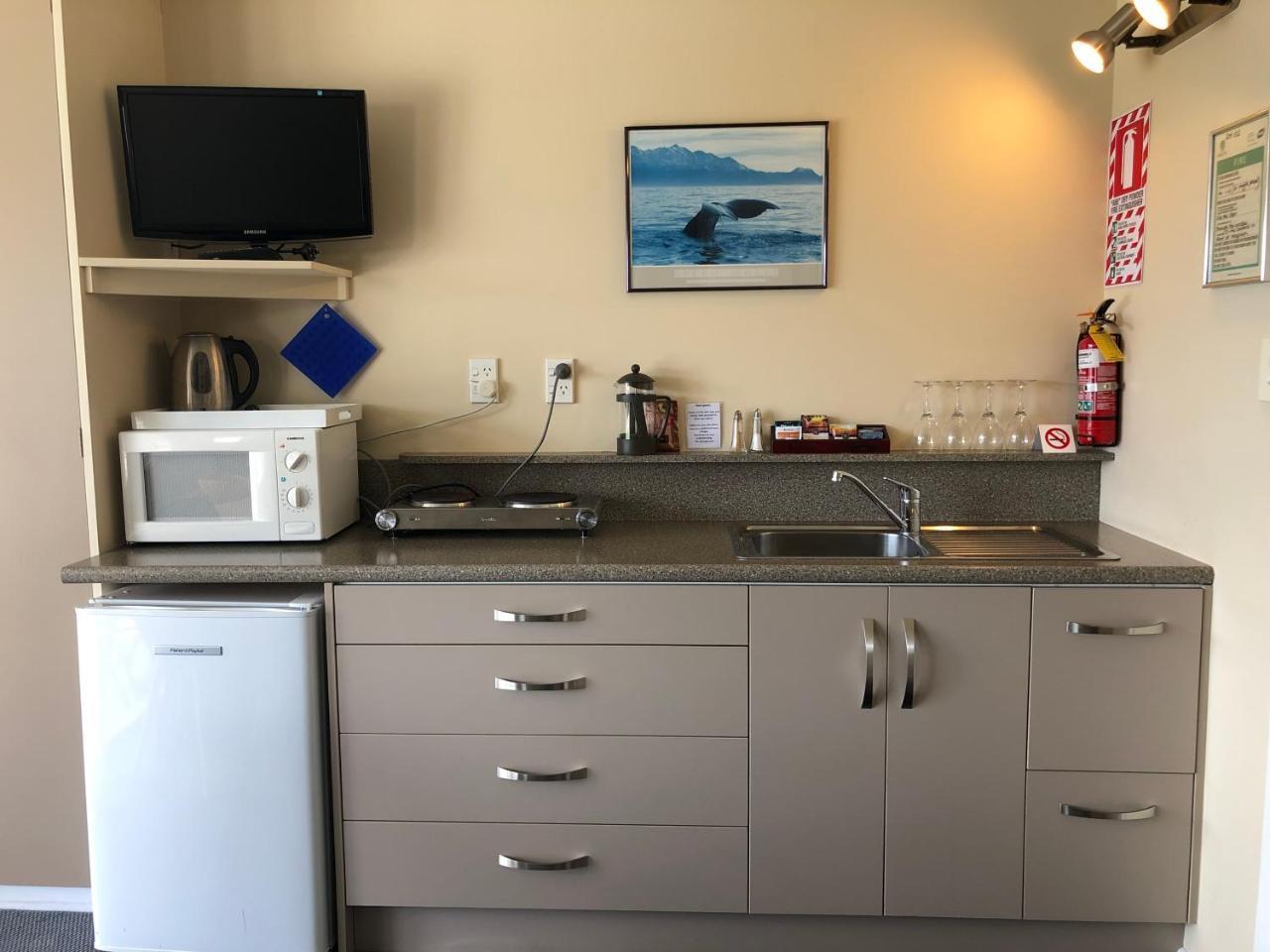 Te Anau Manapouri Lake Hotel Ngoại thất bức ảnh