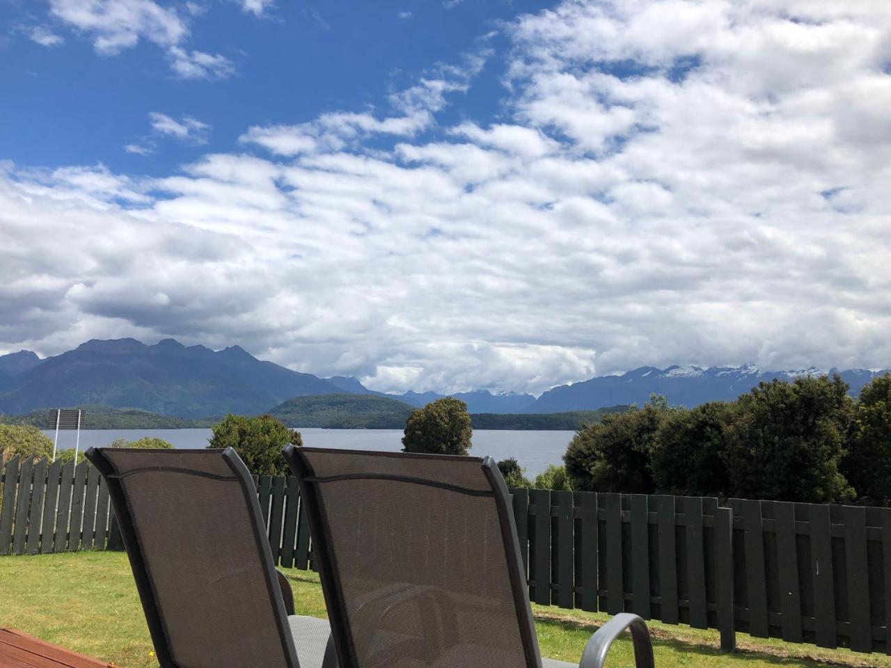 Te Anau Manapouri Lake Hotel Ngoại thất bức ảnh